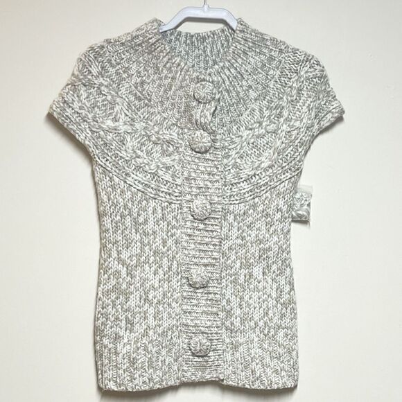 NWT Anthropologie Dragonfly Chunky Knit Cap sleeve button up sweater Sz S - Picture 1 of 7